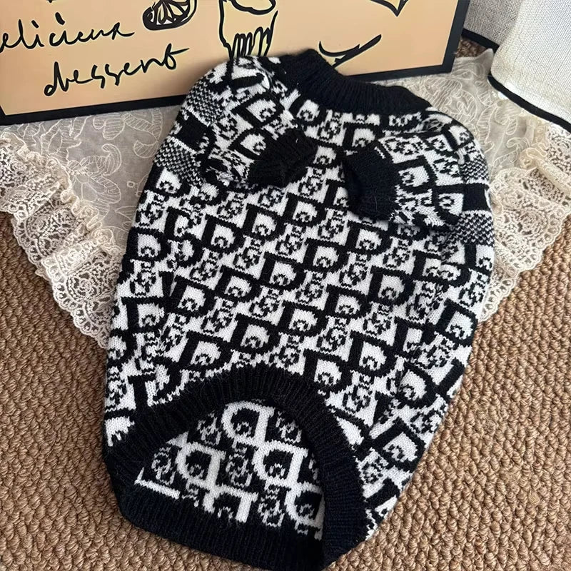 Pet Dog Clothes Luxury Designer Dog Winter Clothes XS-2XL Pet Warm Soft Puppy Sweaters Knitted French Bull Knitwear