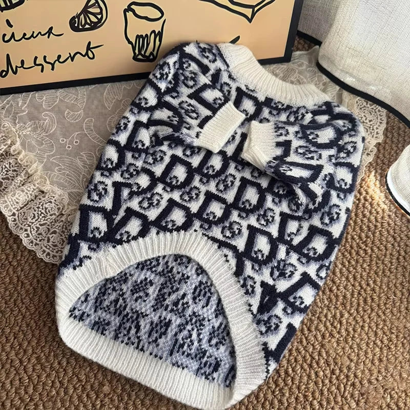 Pet Dog Clothes Luxury Designer Dog Winter Clothes XS-2XL Pet Warm Soft Puppy Sweaters Knitted French Bull Knitwear